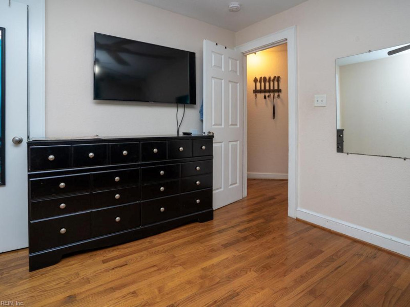 Photo 17 of 24 residential for sale in Norfolk virginia Photo 17 of 24 residential for sale in Norfolk virginia