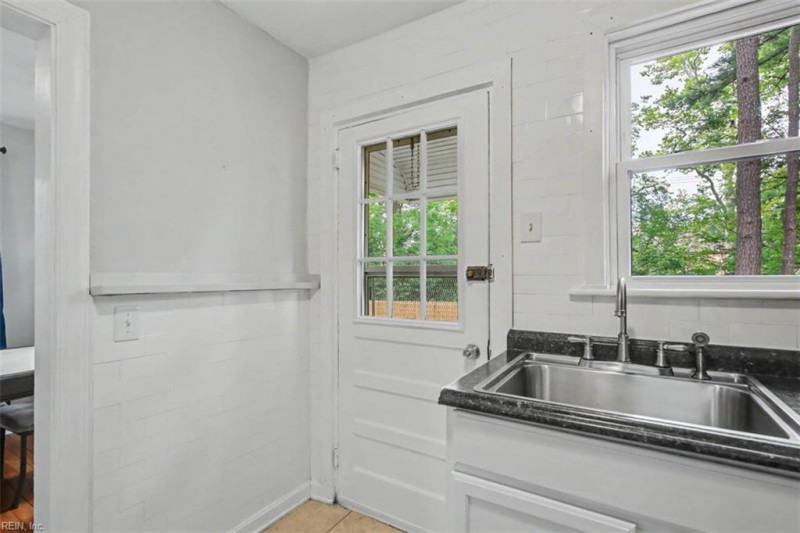 Photo 14 of 27 residential for sale in Norfolk virginia Photo 14 of 27 residential for sale in Norfolk virginia