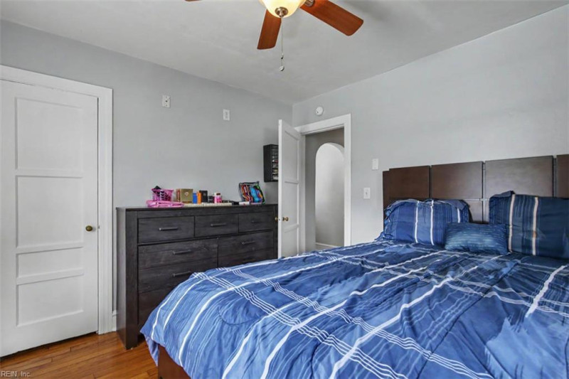 Photo 17 of 27 residential for sale in Norfolk virginia Photo 17 of 27 residential for sale in Norfolk virginia