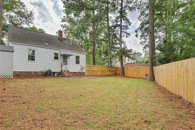 Photo 25 of 27 residential for sale in Norfolk virginia Photo 25 of 27 residential for sale in Norfolk virginia