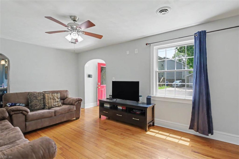 Photo 7 of 27 residential for sale in Norfolk virginia Photo 7 of 27 residential for sale in Norfolk virginia