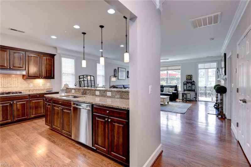 Photo 10 of 48 residential for sale in James City County virginia