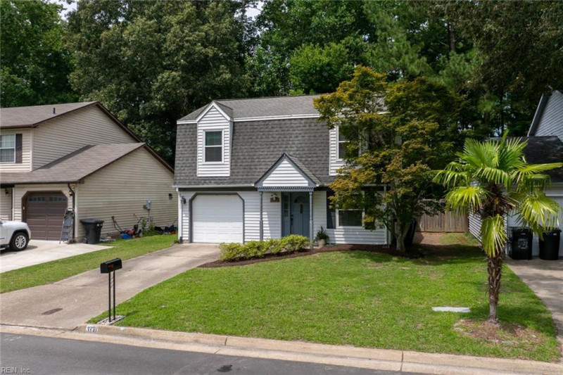 Photo 2 of 38 residential for sale in Virginia Beach virginia