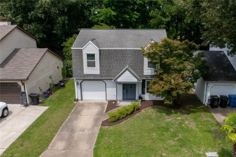 Photo 3 of 38 residential for sale in Virginia Beach virginia