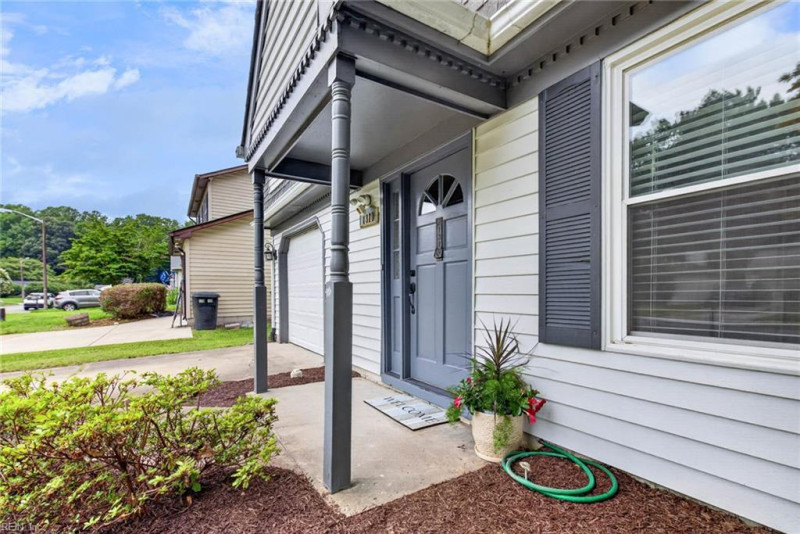 Photo 9 of 38 residential for sale in Virginia Beach virginia