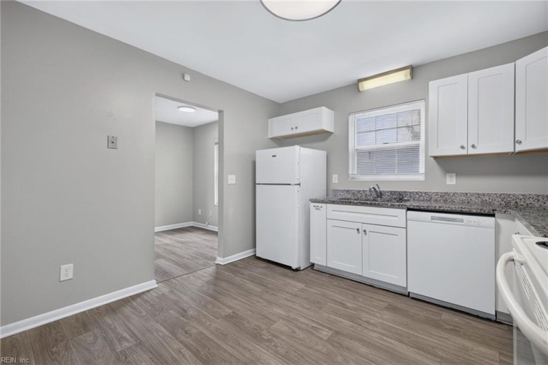 Photo 10 of 25 residential for sale in Hampton virginia