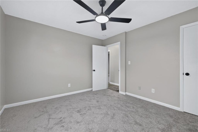 Photo 18 of 25 residential for sale in Hampton virginia