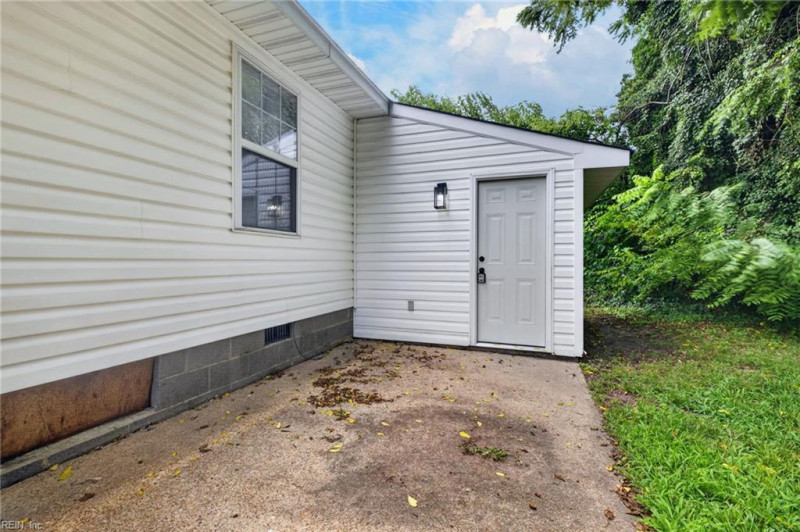 Photo 22 of 25 residential for sale in Hampton virginia