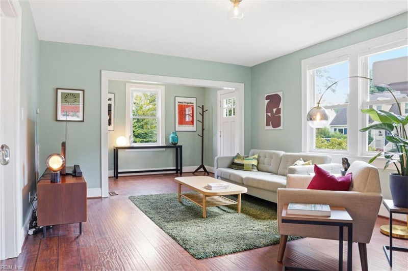 Photo 3 of 28 residential for sale in Norfolk virginia
