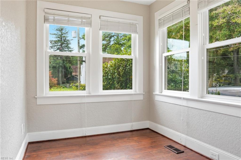 Photo 7 of 28 residential for sale in Norfolk virginia