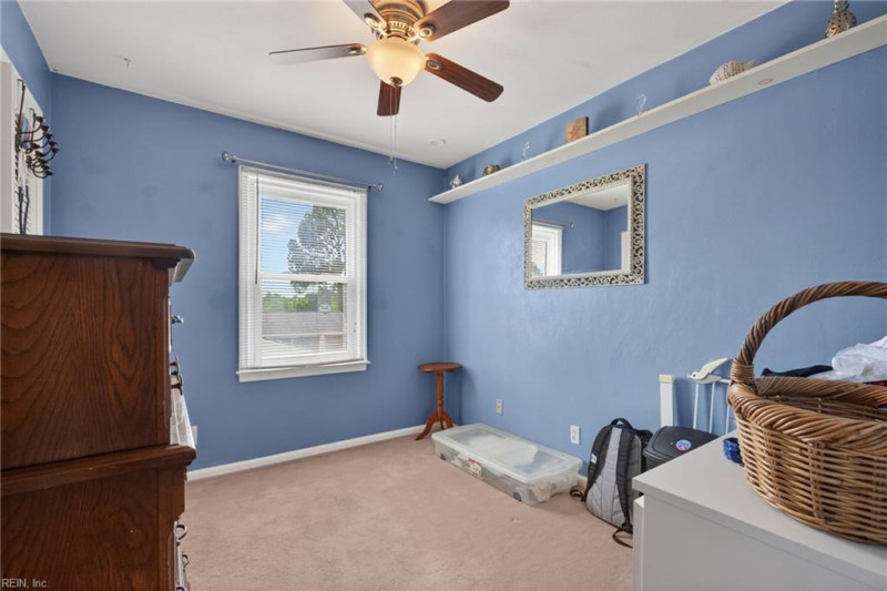 Photo 31 of 38 residential for sale in Chesapeake virginia