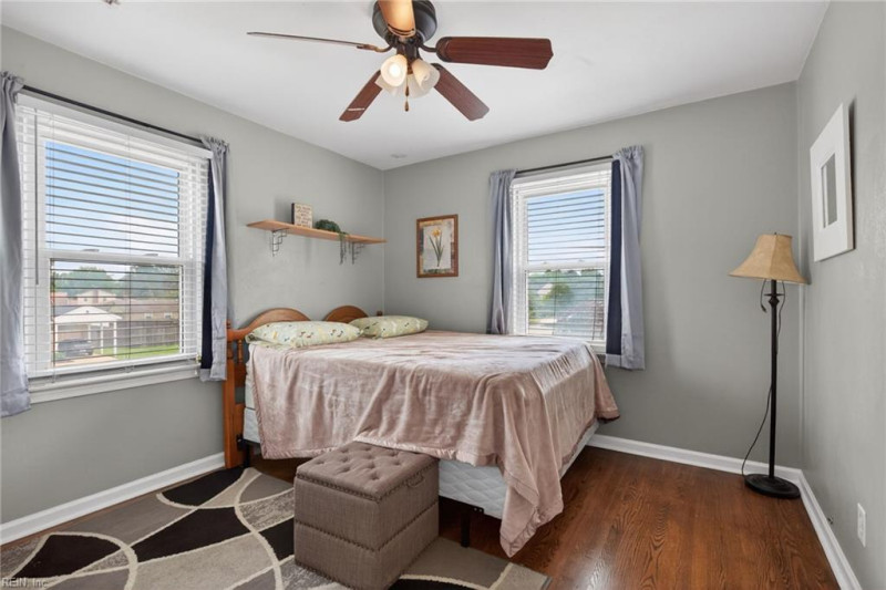Photo 32 of 38 residential for sale in Chesapeake virginia