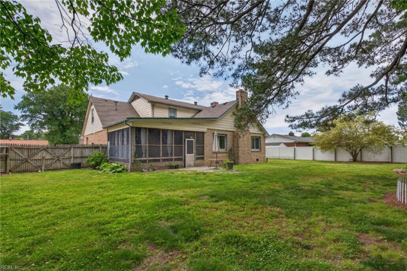 Photo 36 of 38 residential for sale in Chesapeake virginia
