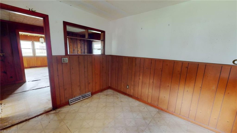 Photo 11 of 42 residential for sale in Suffolk virginia