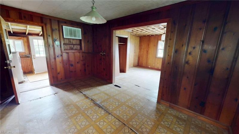Photo 16 of 42 residential for sale in Suffolk virginia