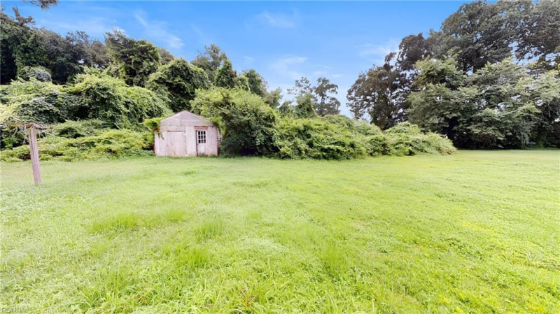Photo 39 of 42 residential for sale in Suffolk virginia
