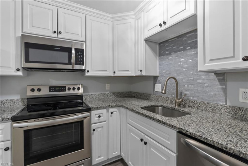 Photo 6 of 37 residential for sale in Virginia Beach virginia Photo 6 of 37 residential for sale in Virginia Beach virginia