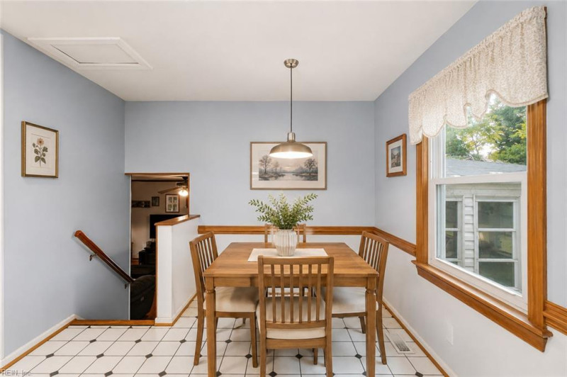 Photo 14 of 26 residential for sale in Virginia Beach virginia