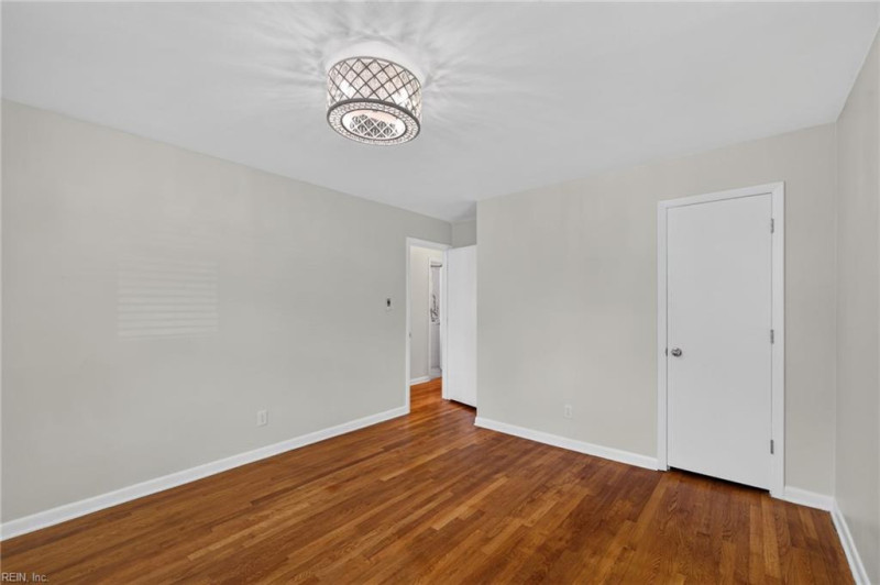 Photo 24 of 34 residential for sale in Chesapeake virginia