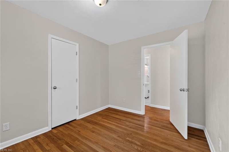Photo 30 of 34 residential for sale in Chesapeake virginia