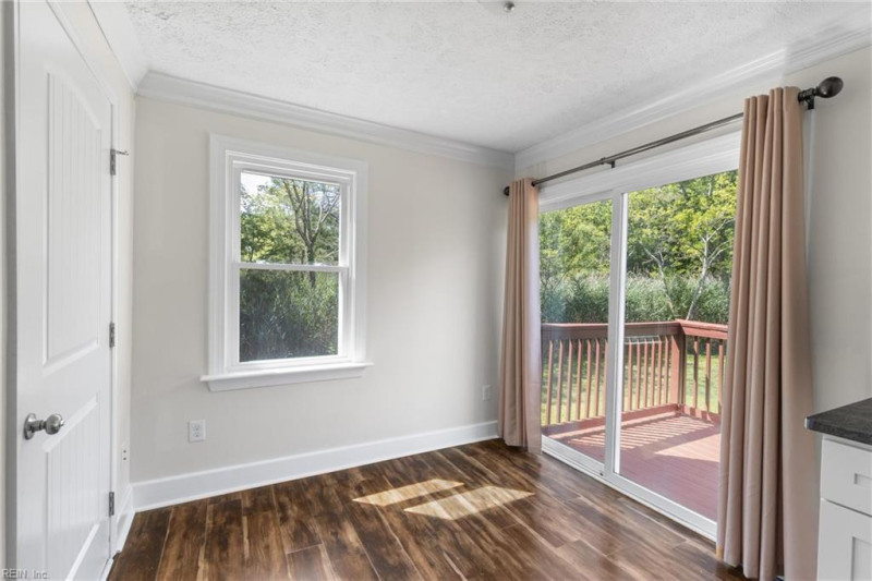 Photo 10 of 29 residential for sale in Hampton virginia