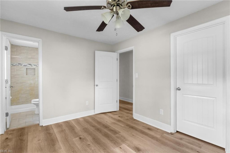 Photo 17 of 29 residential for sale in Hampton virginia