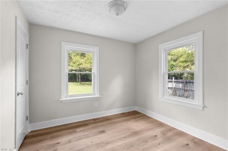 Photo 19 of 29 residential for sale in Hampton virginia