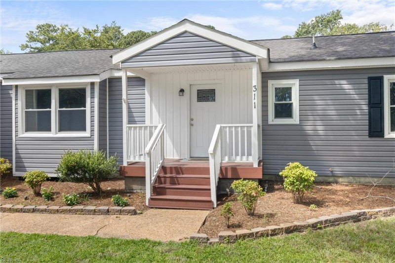 Photo 3 of 29 residential for sale in Hampton virginia