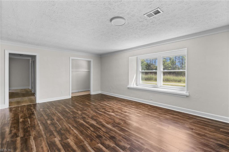 Photo 6 of 29 residential for sale in Hampton virginia