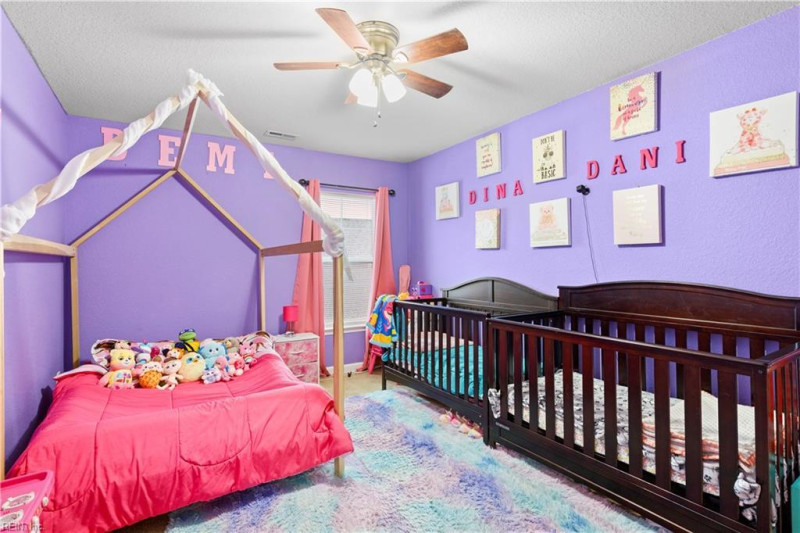 Photo 19 of 25 residential for sale in Portsmouth virginia