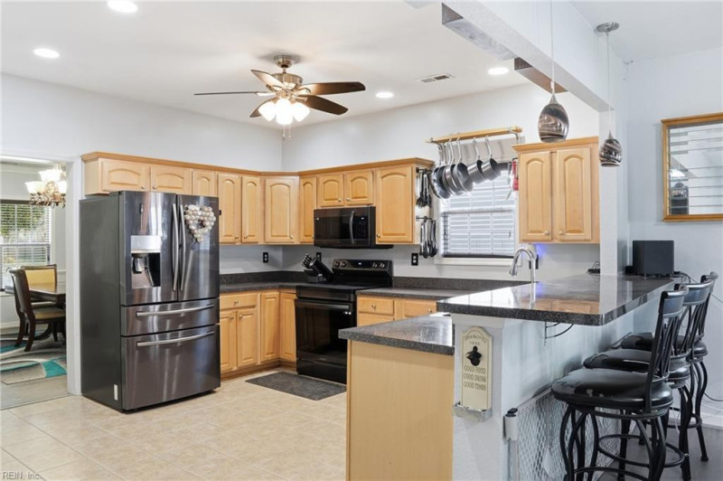Photo 6 of 30 residential for sale in Chesapeake virginia Photo 6 of 30 residential for sale in Chesapeake virginia
