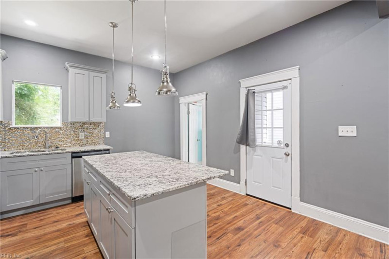Photo 10 of 38 residential for sale in Chesapeake virginia Photo 10 of 38 residential for sale in Chesapeake virginia