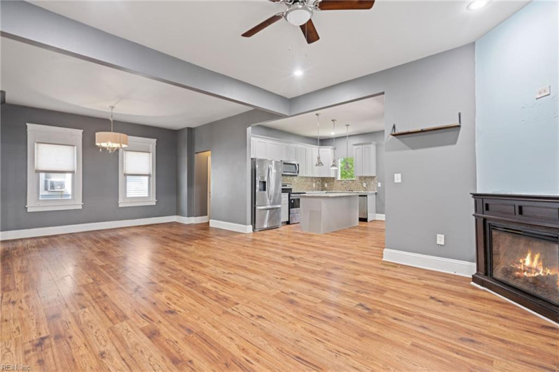 Photo 13 of 38 residential for sale in Chesapeake virginia Photo 13 of 38 residential for sale in Chesapeake virginia