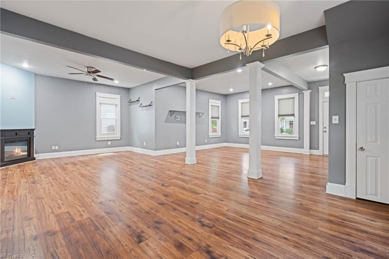 Photo 3 of 38 residential for sale in Chesapeake virginia Photo 3 of 38 residential for sale in Chesapeake virginia