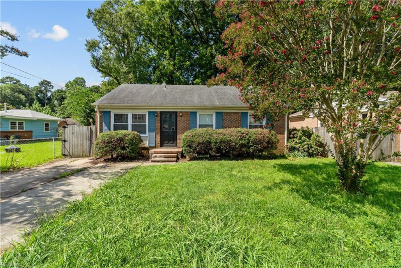 Photo 2 of 31 residential for sale in Chesapeake virginia Photo 2 of 31 residential for sale in Chesapeake virginia
