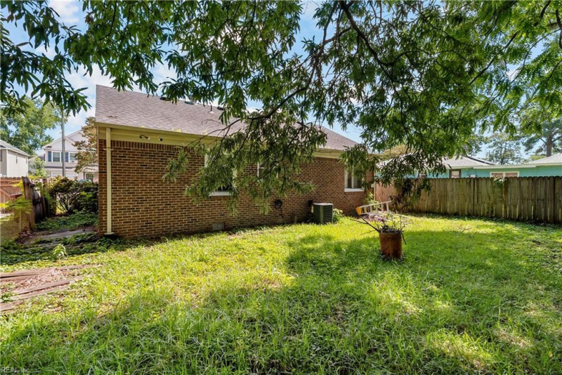 Photo 24 of 31 residential for sale in Chesapeake virginia Photo 24 of 31 residential for sale in Chesapeake virginia