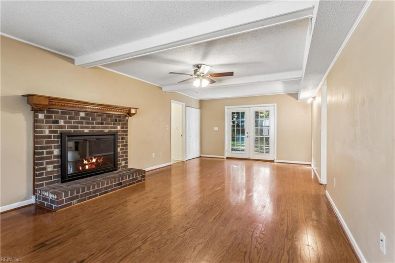 Photo 8 of 50 residential for sale in Virginia Beach virginia Photo 8 of 50 residential for sale in Virginia Beach virginia