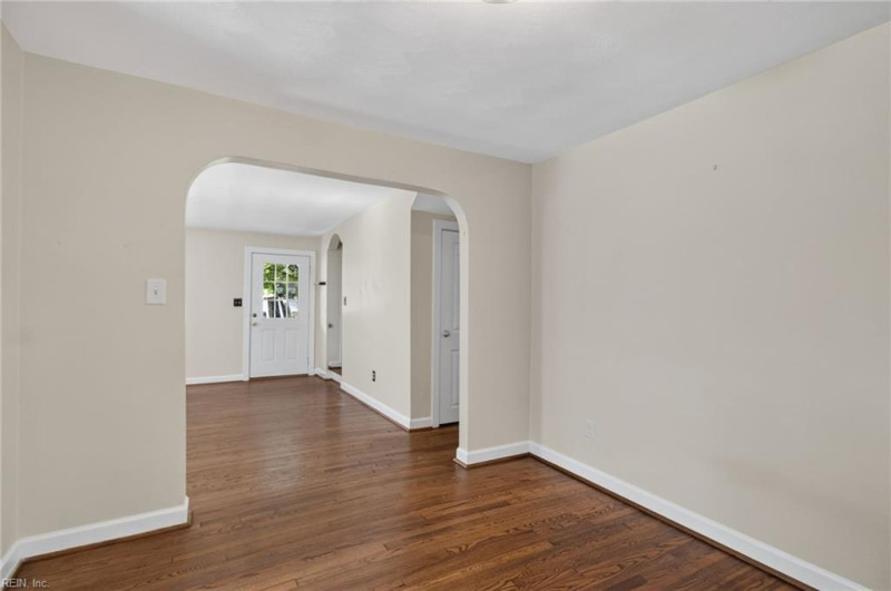 Photo 10 of 36 residential for sale in Norfolk virginia