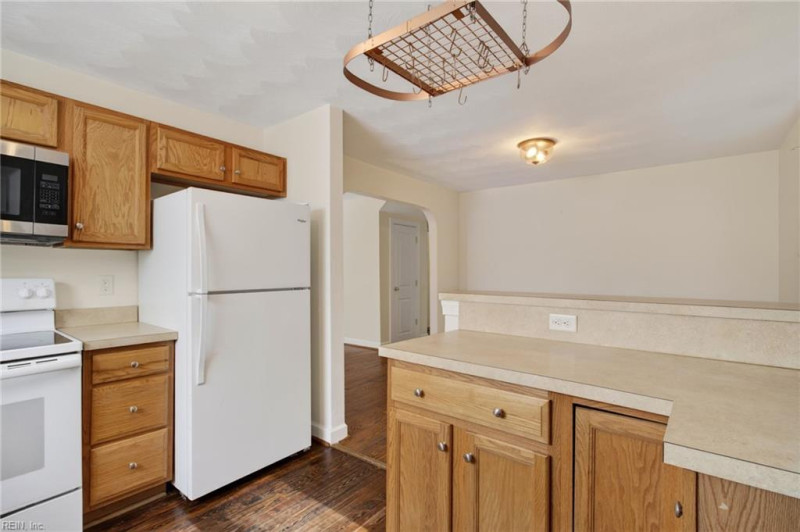 Photo 13 of 36 residential for sale in Norfolk virginia