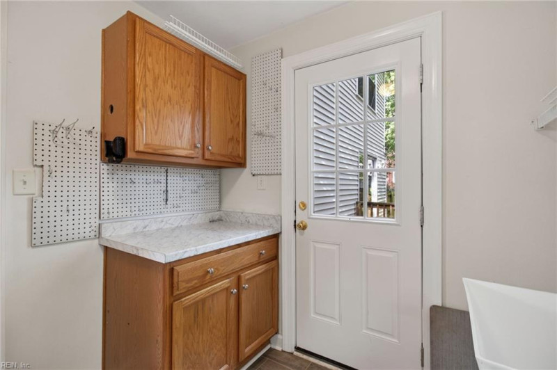 Photo 16 of 36 residential for sale in Norfolk virginia