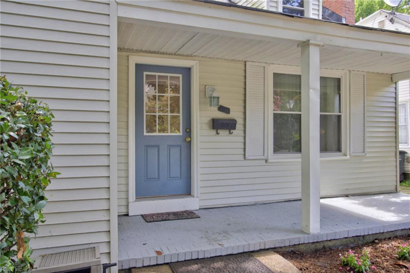Photo 2 of 36 residential for sale in Norfolk virginia