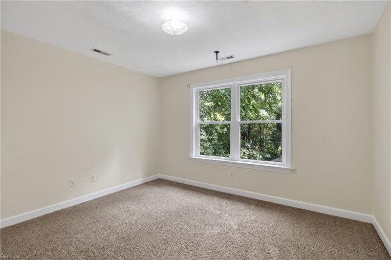 Photo 27 of 36 residential for sale in Norfolk virginia