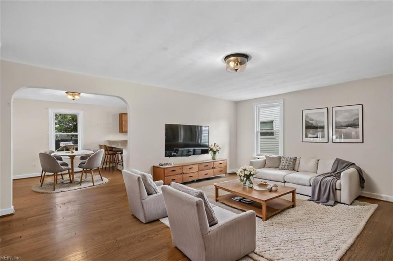 Photo 5 of 36 residential for sale in Norfolk virginia