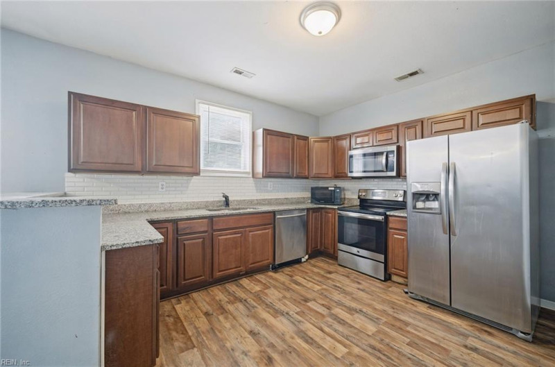Photo 11 of 36 residential for sale in Portsmouth virginia Photo 11 of 36 residential for sale in Portsmouth virginia