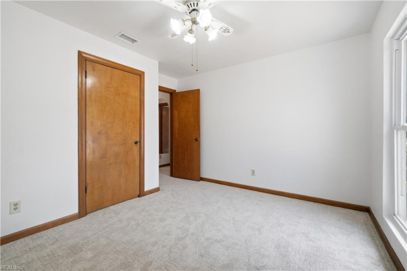 Photo 22 of 40 residential for sale in Virginia Beach virginia