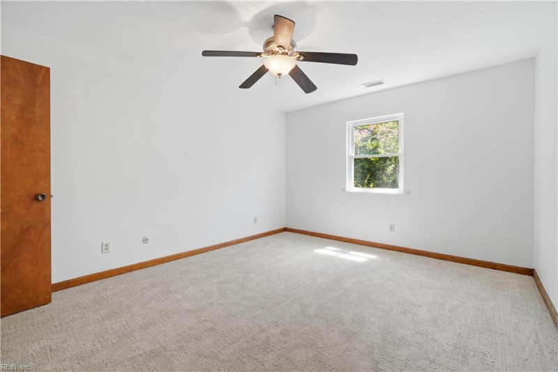 Photo 27 of 40 residential for sale in Virginia Beach virginia