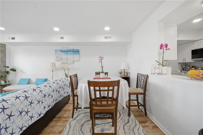 Photo 8 of 35 residential for sale in Norfolk virginia