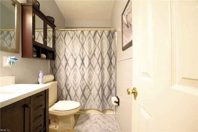 Photo 20 of 27 residential for sale in Norfolk virginia
