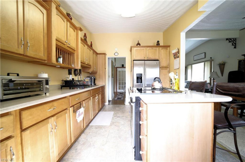 Photo 5 of 27 residential for sale in Norfolk virginia