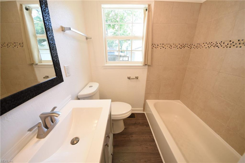 Photo 13 of 40 residential for sale in Norfolk virginia Photo 13 of 40 residential for sale in Norfolk virginia